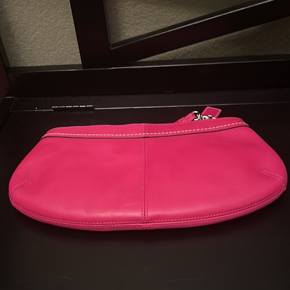 Coach Legacy Leather Pleated Clutch F13734 - Picture 5 of 14